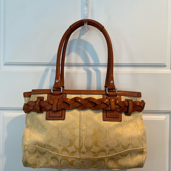 coach hampton yellow braided clasp handbag - Picture 2 of 4